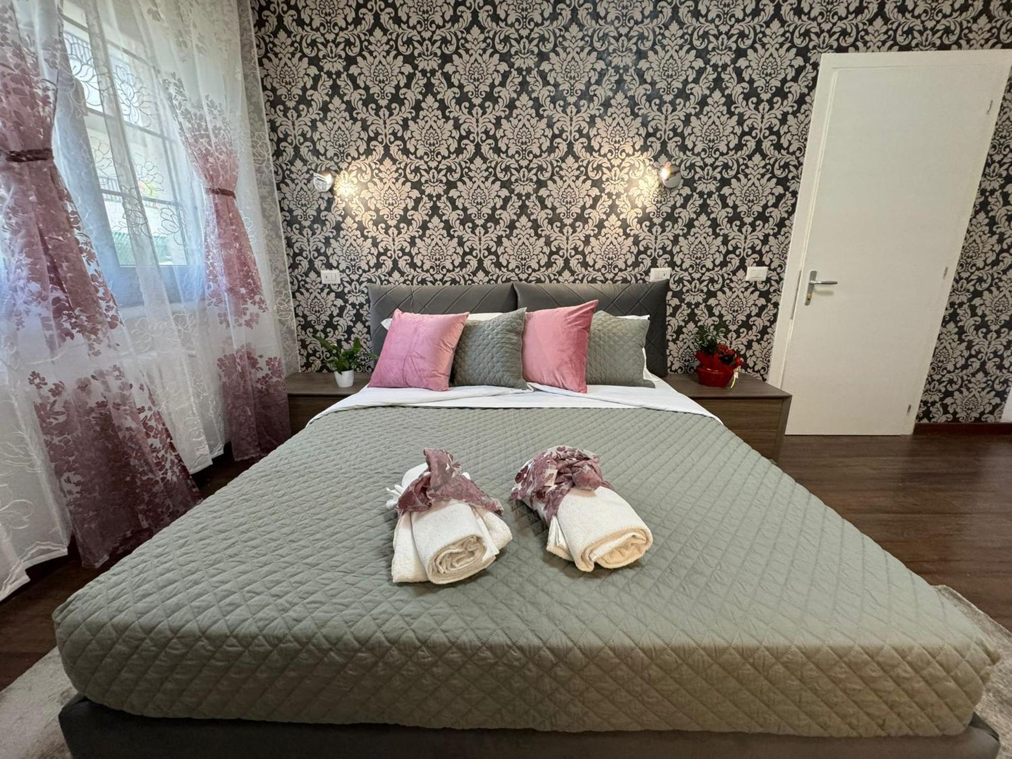 Grande Bellezza Luxury Suite Местре Екстериор снимка