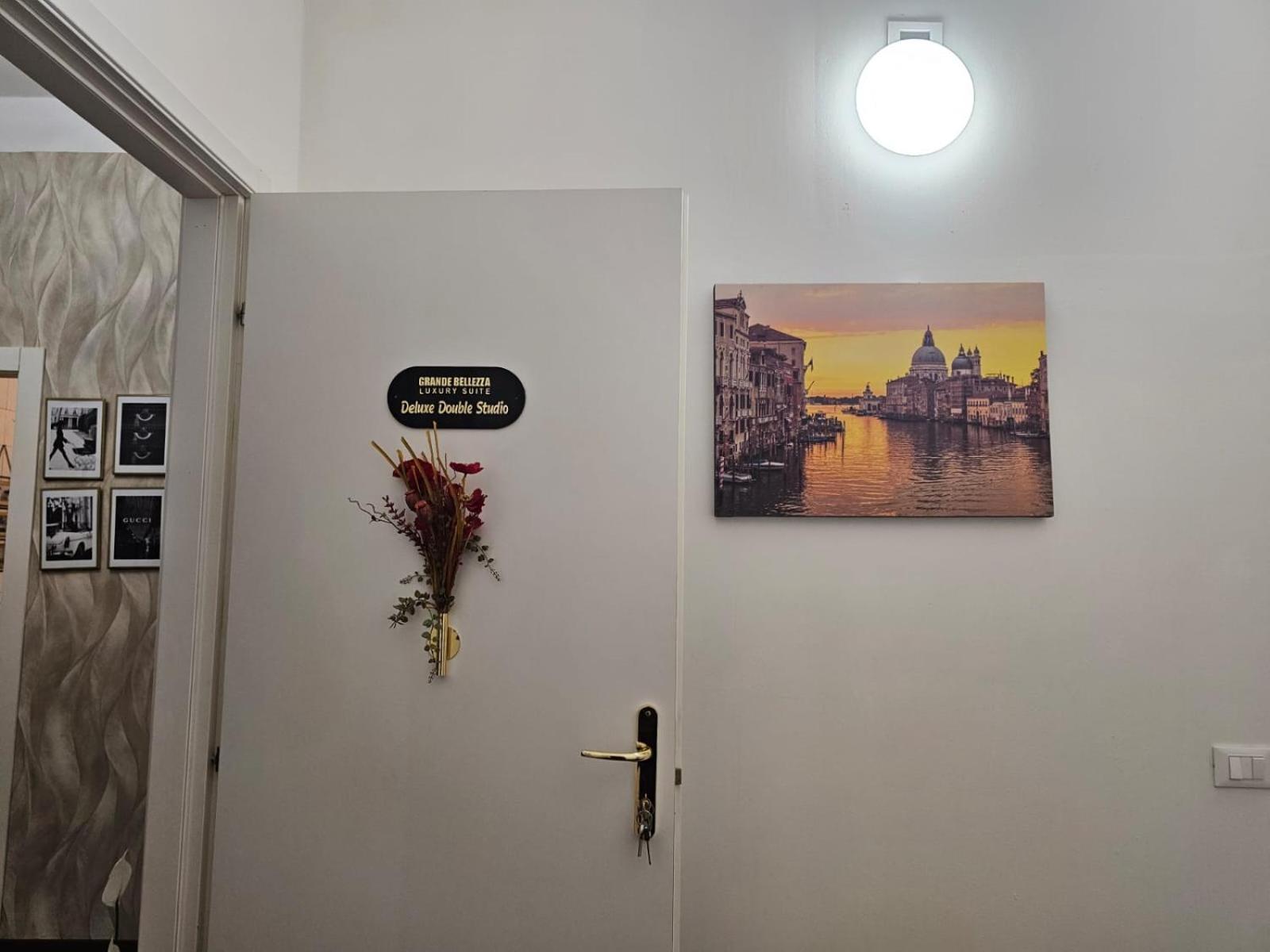 Grande Bellezza Luxury Suite Местре Екстериор снимка